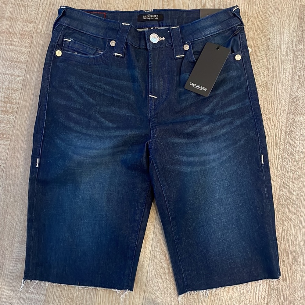 True Religion Riley Big T Shorts